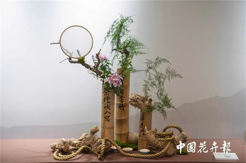 【采薇专栏】传统插花要破圈儿?17个流派、名师的200个作品点亮南京“最美花展” 【采薇专栏】传统插花要破圈儿?17个流派、名师的200个作品点亮南京“最美花展”