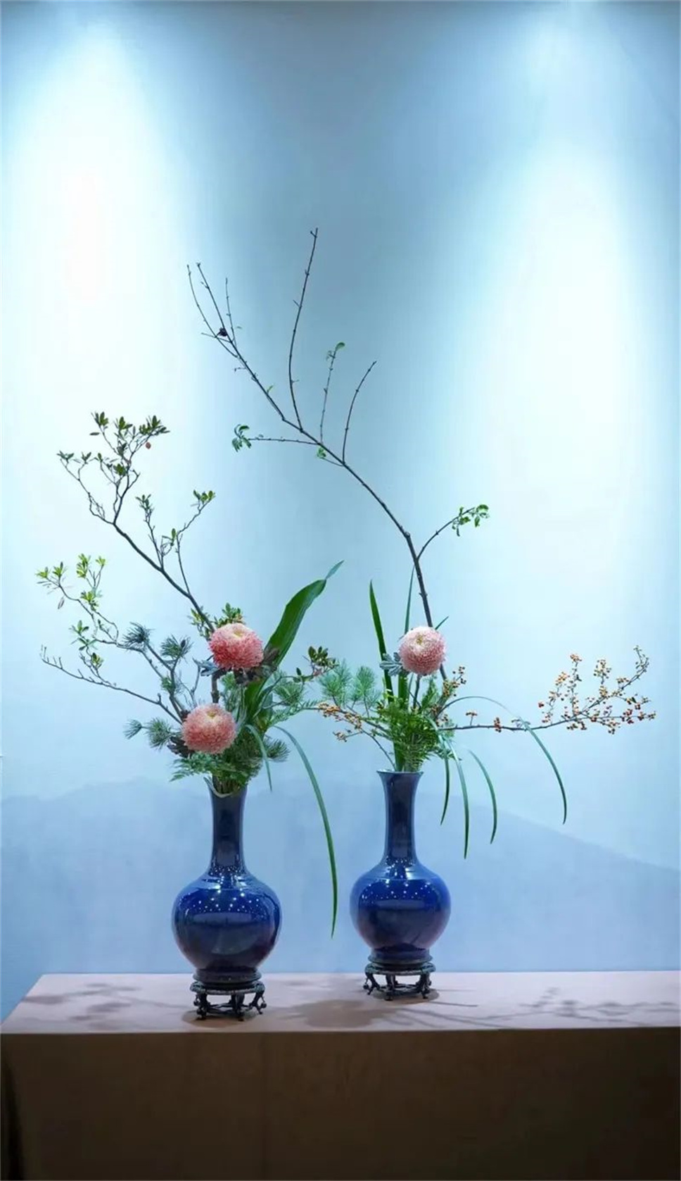 【采薇专栏】传统插花要破圈儿?17个流派、名师的200个作品点亮南京“最美花展” 【采薇专栏】传统插花要破圈儿?17个流派、名师的200个作品点亮南京“最美花展”