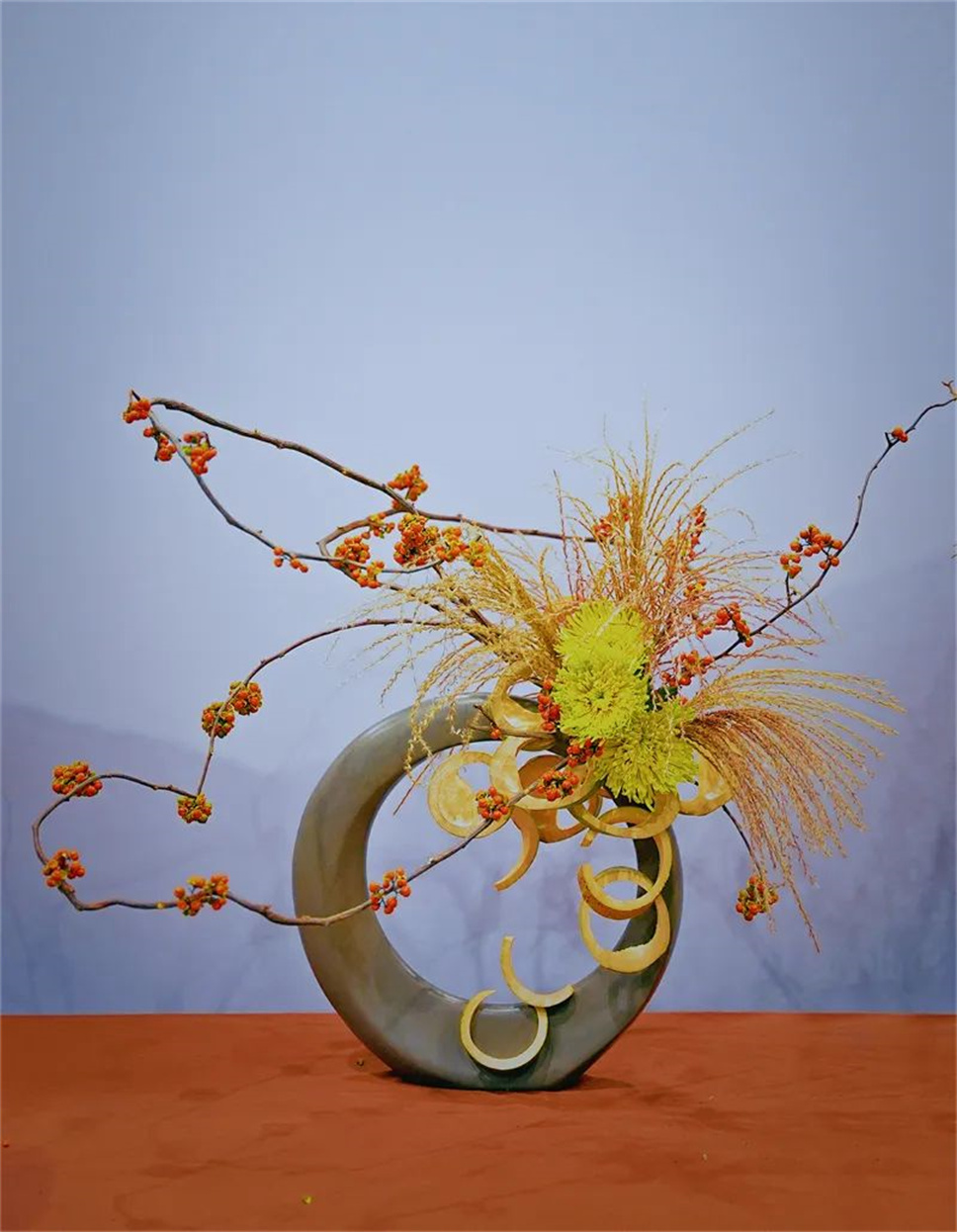 【采薇专栏】传统插花要破圈儿?17个流派、名师的200个作品点亮南京“最美花展” 【采薇专栏】传统插花要破圈儿?17个流派、名师的200个作品点亮南京“最美花展”