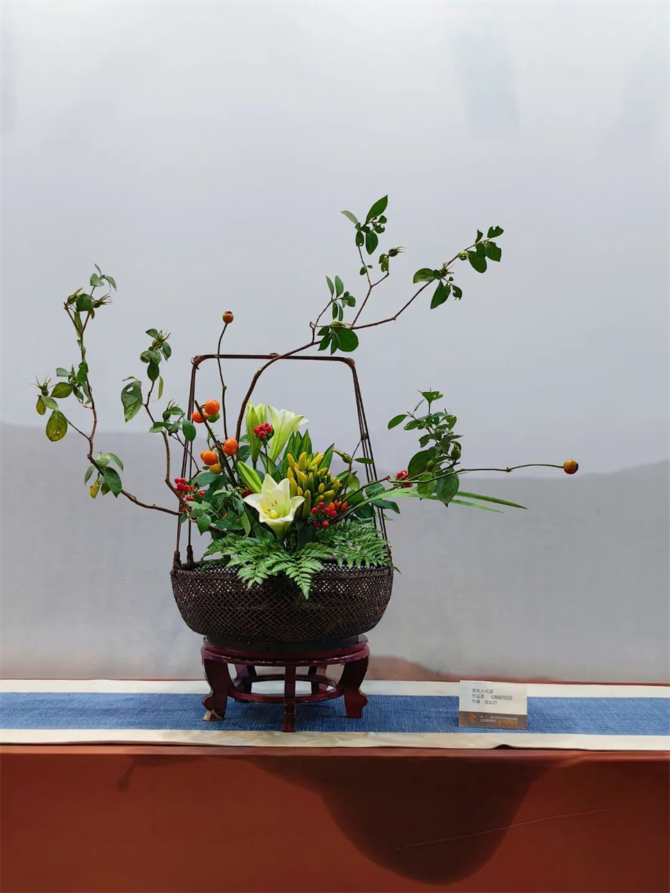 【采薇专栏】传统插花要破圈儿?17个流派、名师的200个作品点亮南京“最美花展” 【采薇专栏】传统插花要破圈儿?17个流派、名师的200个作品点亮南京“最美花展”
